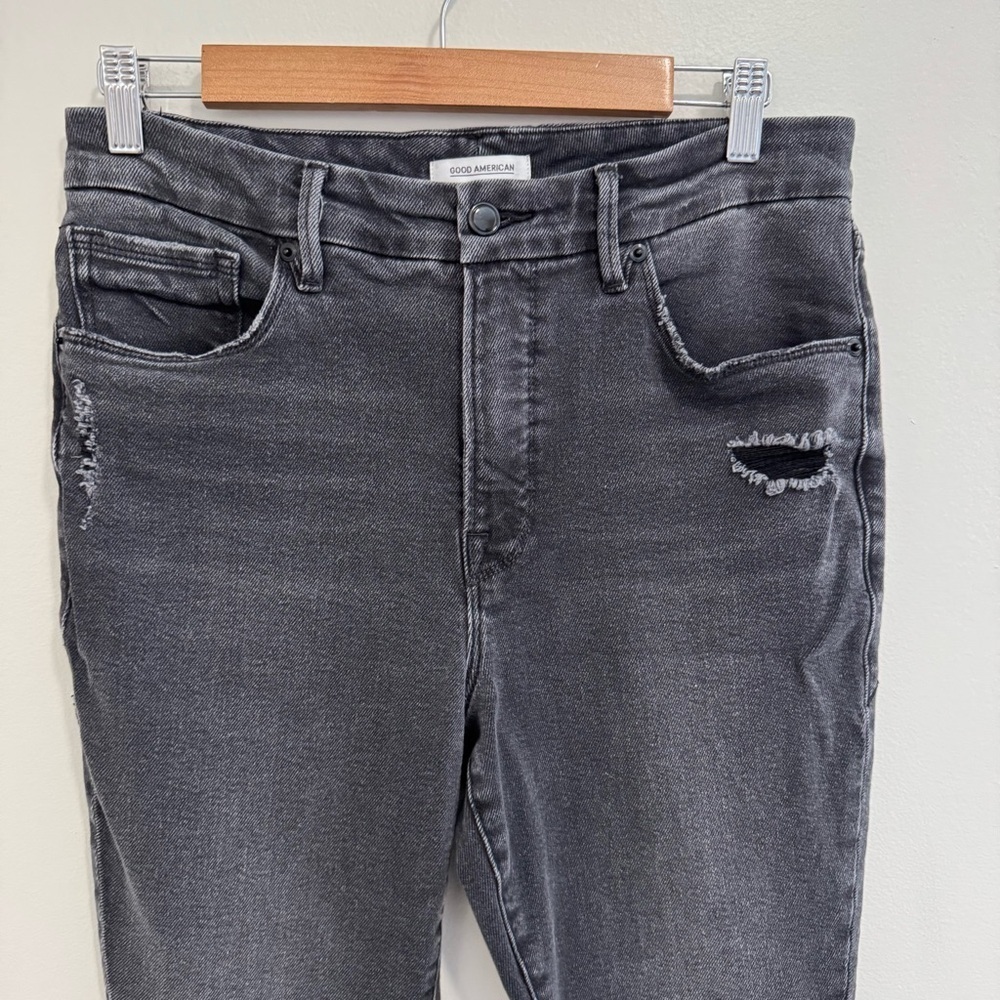 Good American Good Legs Jeans - Picture 2 of 6